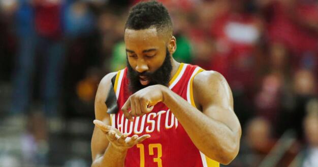 TA分析3-5-2阵型：从翼卫驱动到双锋美学，弱队逆袭制胜之道（TA解读3-5-2阵型：翼卫驱动与双锋美学，弱队逆袭的制胜密码）