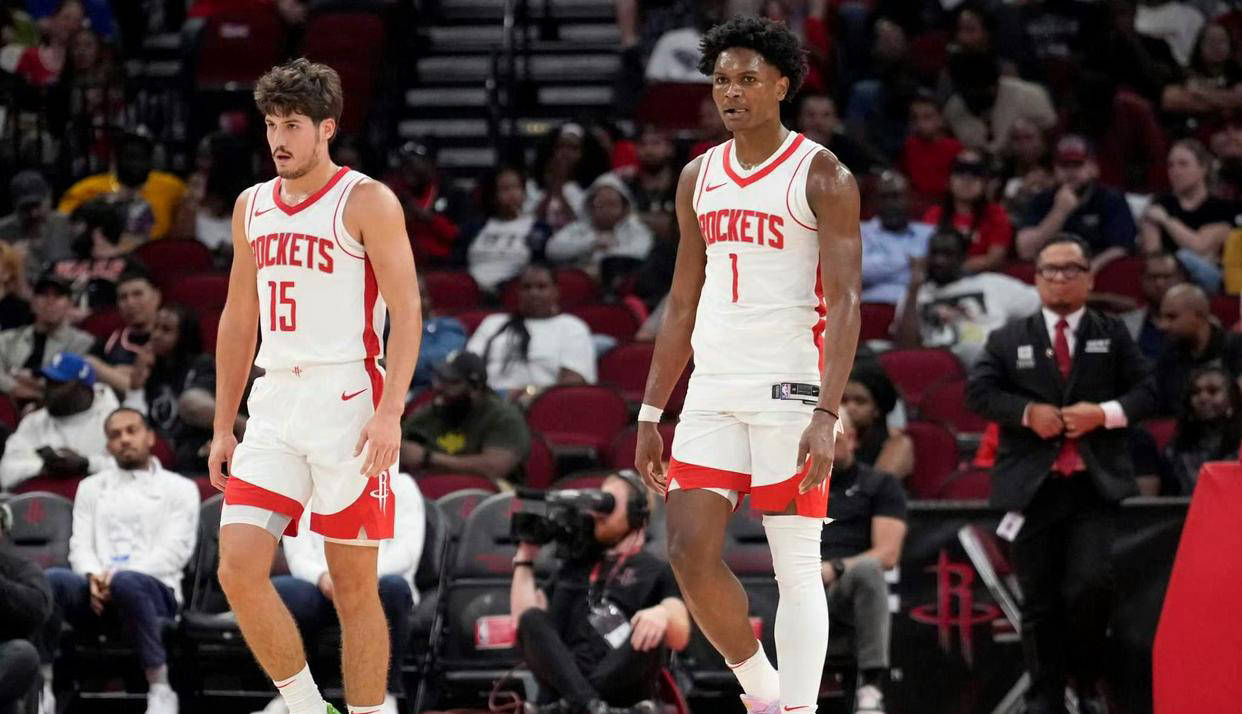 利雅得胜利友谊赛首发：C罗领衔！菲利克斯、伊尼戈在列（利雅得胜利友谊赛首发出炉：C罗挂帅，菲利克斯与伊尼戈入列）