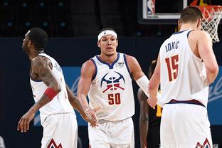 半场战报：国安2-0梅州，法比奥梅开二度（半场：国安2-0领先梅州，法比奥双响）